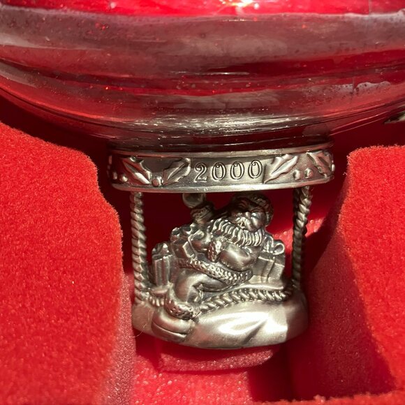 Lenox Santa's Voyage Ornament 2000 3rd in Series - Picture 2 of 2